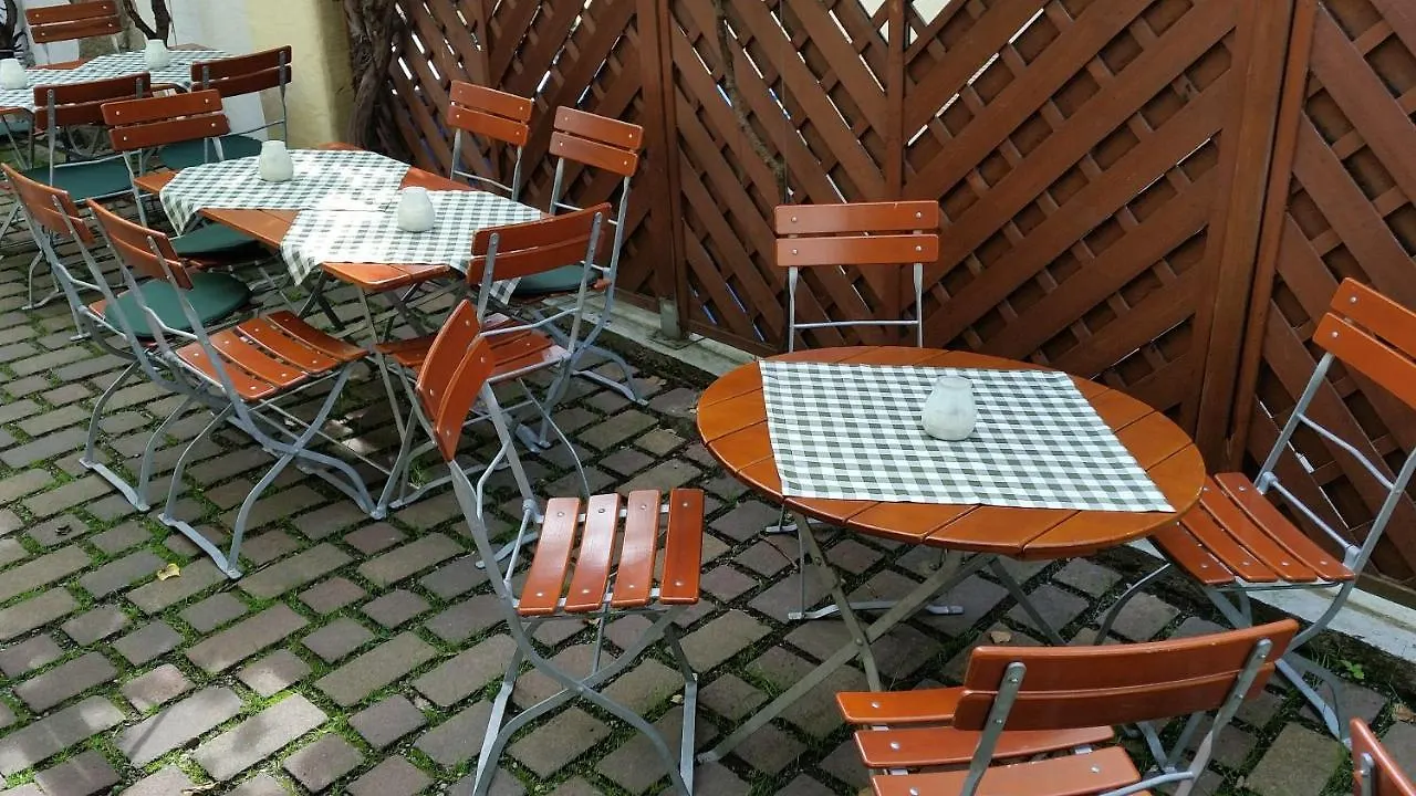 Familienfreundliche Apartments Am Park - Family Apartments Close To Park Würzburg 0*,