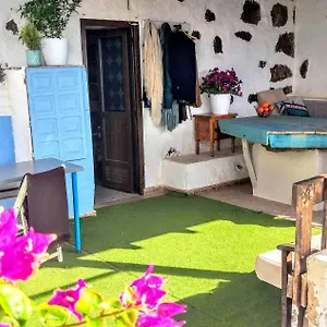 Sunny , La Oliva Spagna
